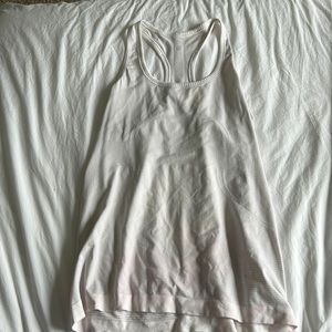 Run swiftly tank white